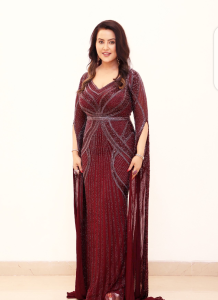 Amruta Fadnavis Biography 